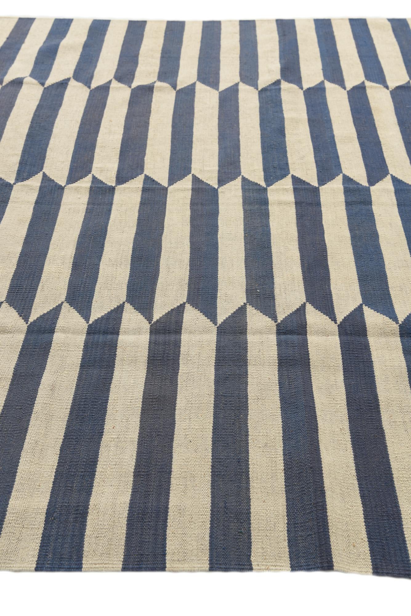 6' 8 x 9' 5 Hand Woven Kilim Modern Wool Rug