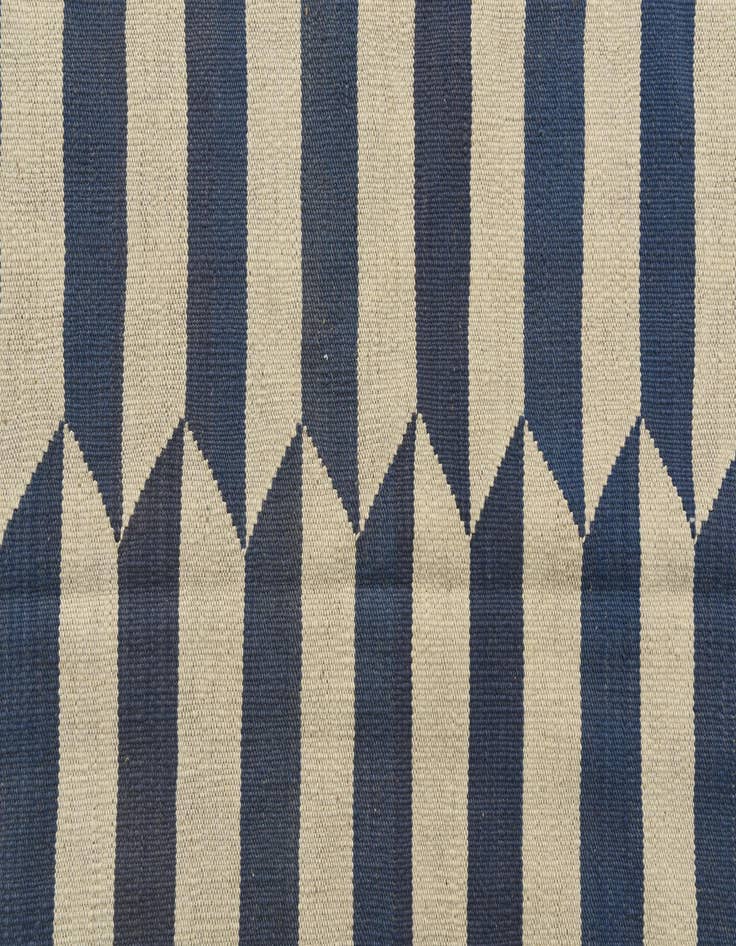 Detail image of 6' 8 x 9' 5  Hand Woven Kilim Modern Wool Rug