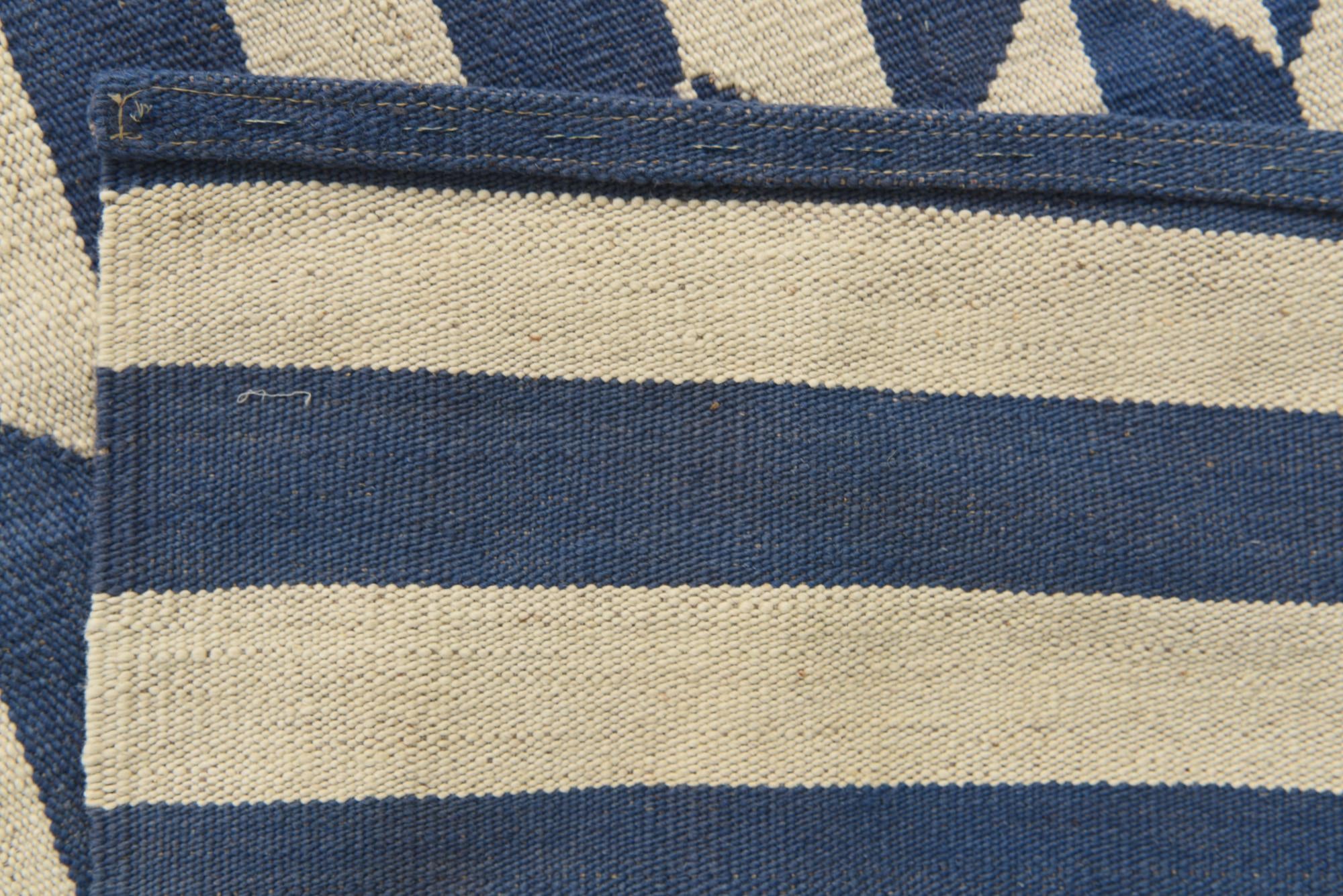 6' 8 x 9' 5 Hand Woven Kilim Modern Wool Rug