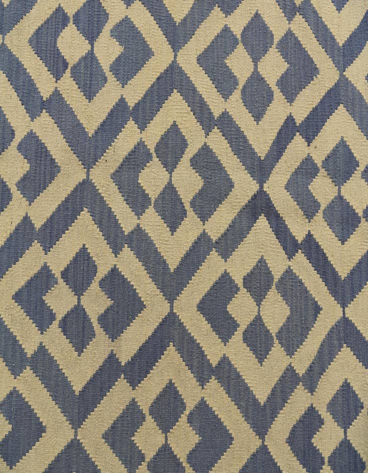 Detail image of 4' 6 x 5' 8  Hand Woven Kilim Modern Wool Rug