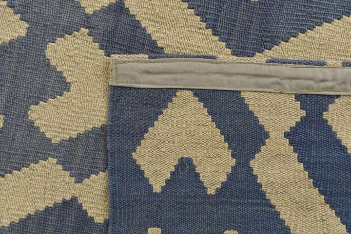 4' 1 x 5' 6 Hand Woven Kilim Modern Wool Rug