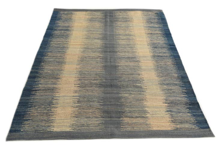 Detail image of 130cm x 180cm Hand Woven Kilim Modern Wool Rug