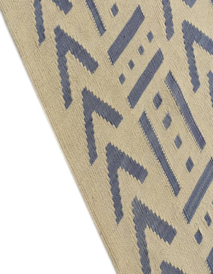 Detail image of 5' 1 x 6' 8  Hand Woven Kilim Modern Wool Rug