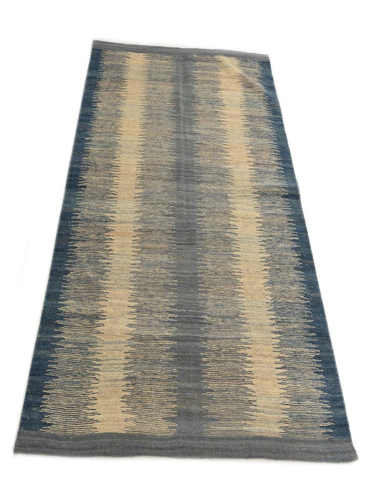 Detail image of 4' 5 x 5' 10  Hand Woven Kilim Modern Wool Rug