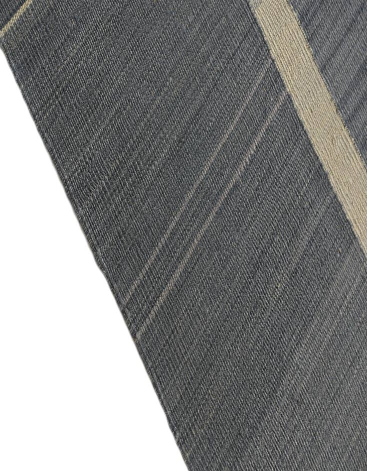 Detail image of 4' 1 x 5' 10  Hand Woven Kilim Modern Wool Rug