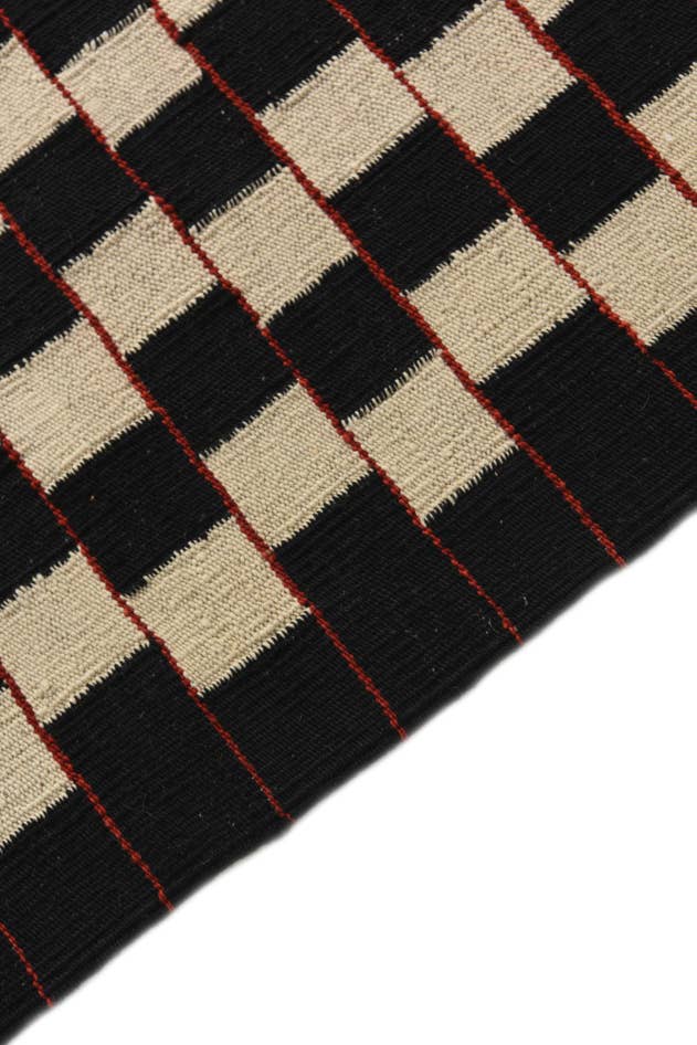 Detail image of 4' 9 x 6' 1 Hand Woven Kilim Modern Wool Rug