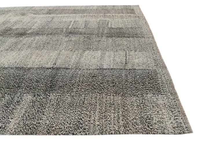 Detail image of 5' 8 x 7' 8 Hand Woven Kilim Modern Wool Rug