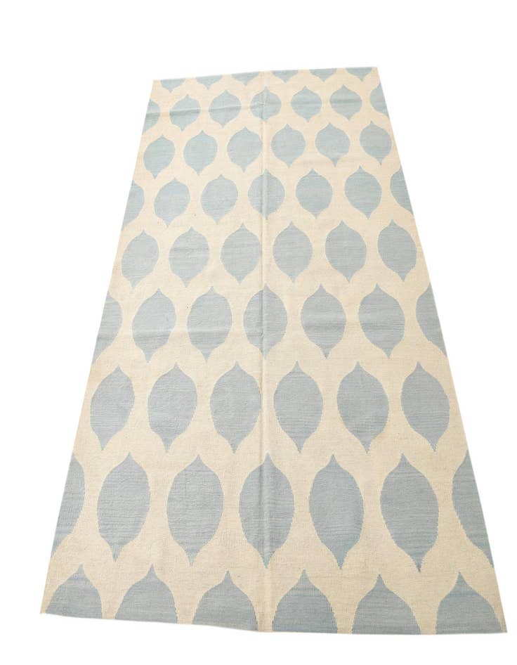 Detail image of 6' 2 x 7' 10  Hand Woven Kilim Modern Wool Rug