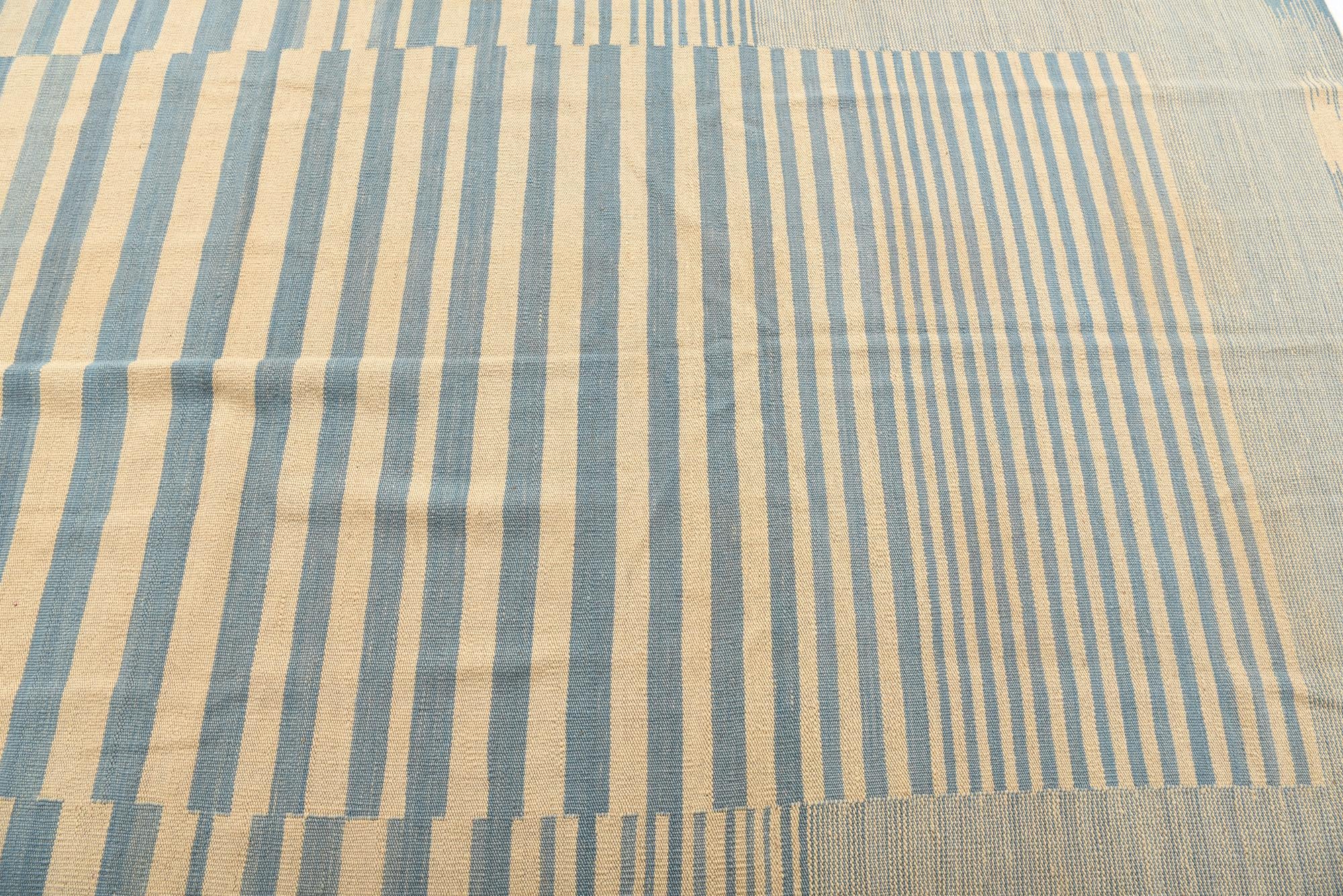 5' 7 x 7' 4 Hand Woven Kilim Modern Wool Rug