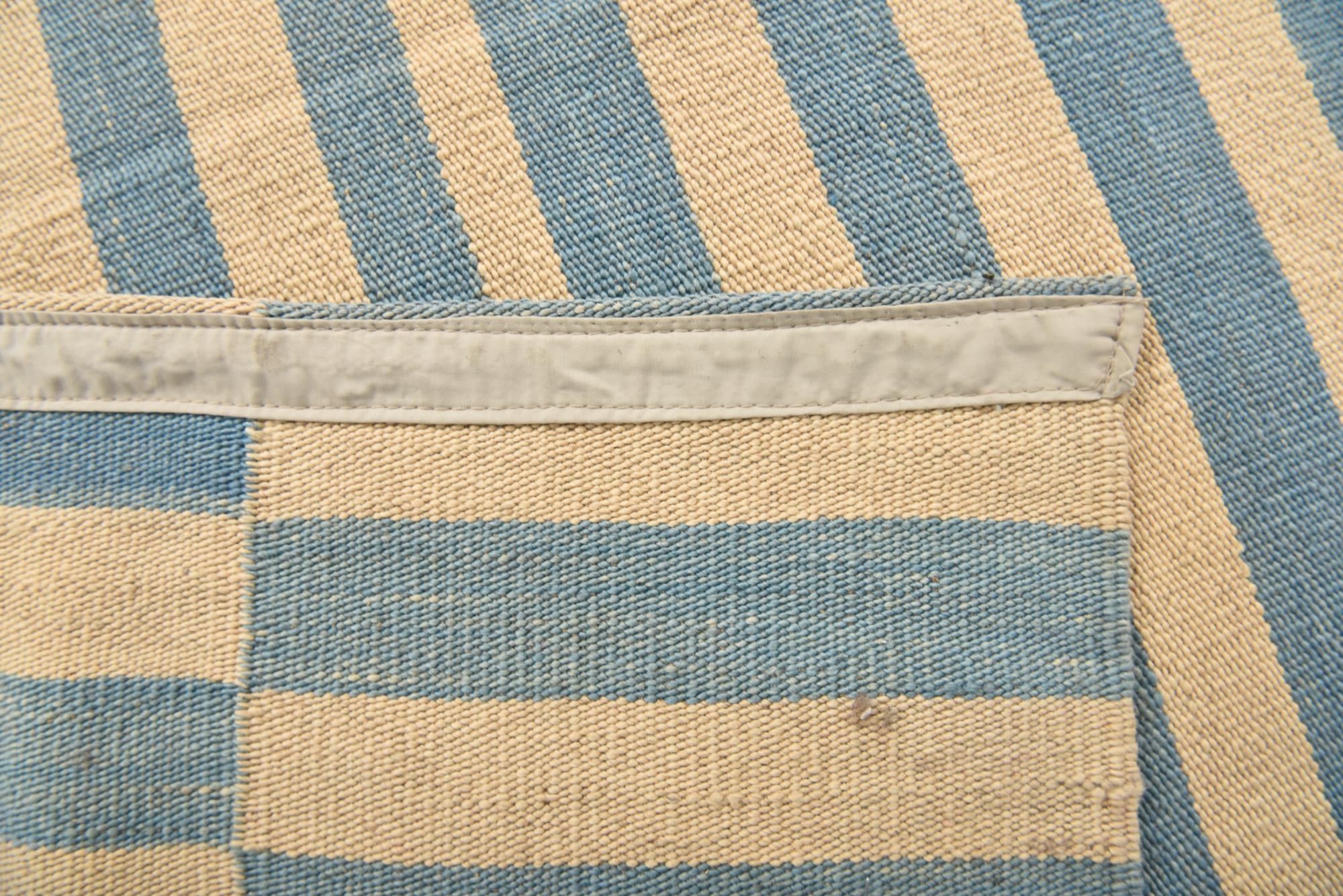 5' 7 x 7' 4 Hand Woven Kilim Modern Wool Rug