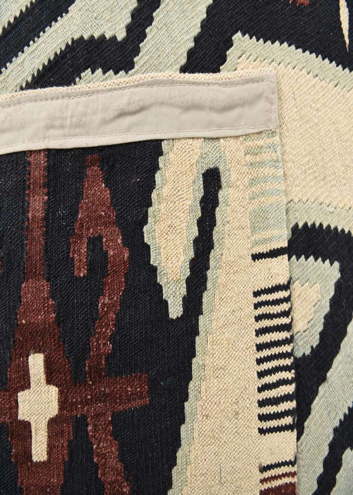 5' 1 x 6' 4 Hand Woven Kilim Modern Wool Rug