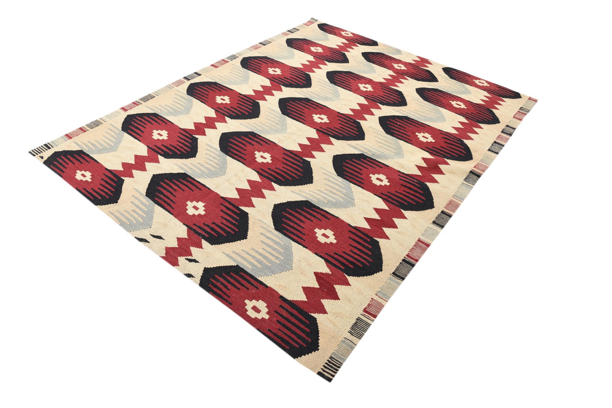 5' 1 x 6' 5 Hand Woven Kilim Modern Wool Rug