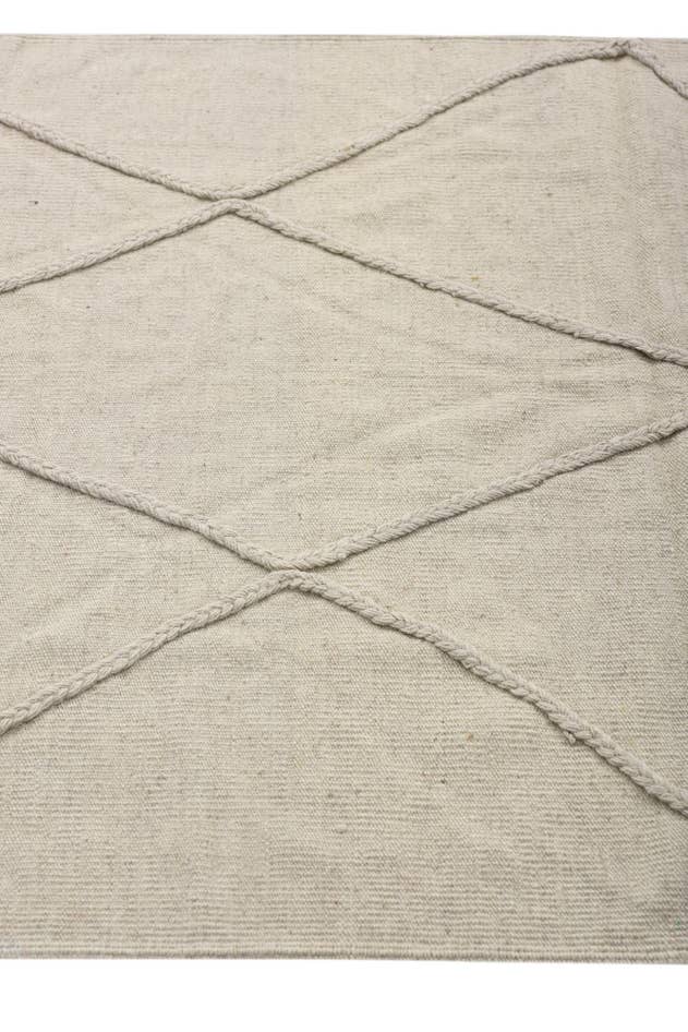 Detail image of 3' 5 x 4' 11 Hand Woven Kilim Modern Wool Rug