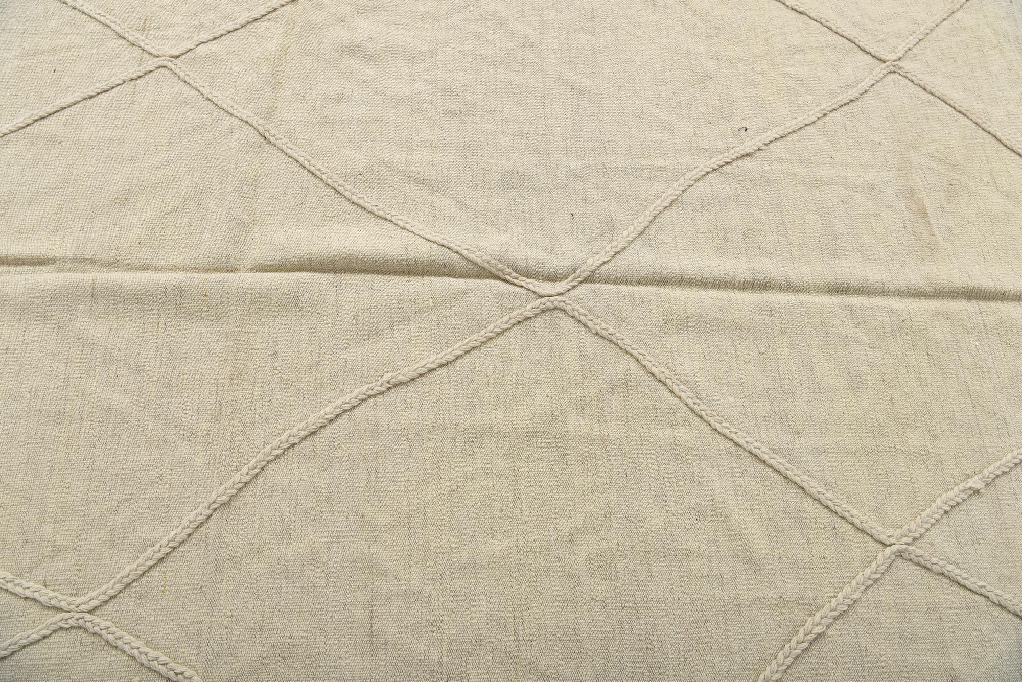 5' 1 x 6' 4 Hand Woven Kilim Modern Wool Rug