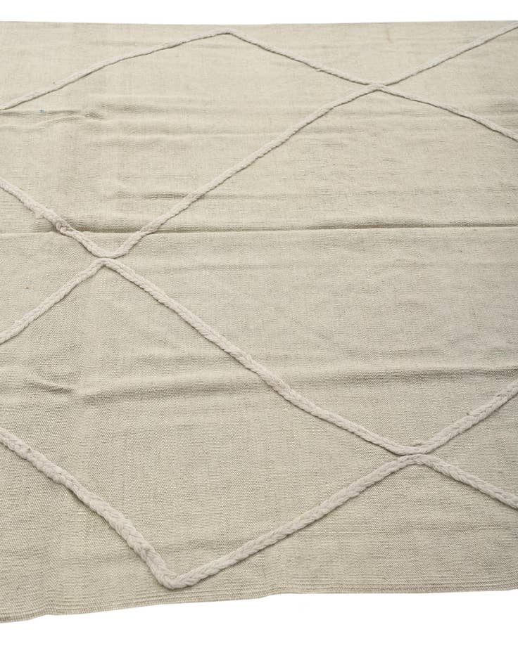 Detail image of 5' 6 x 7' 10  Hand Woven Kilim Modern Wool Rug