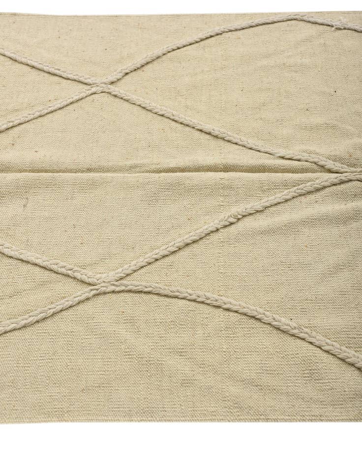 Detail image of 3' 3 x 4' 10  Hand Woven Kilim Modern Wool Rug