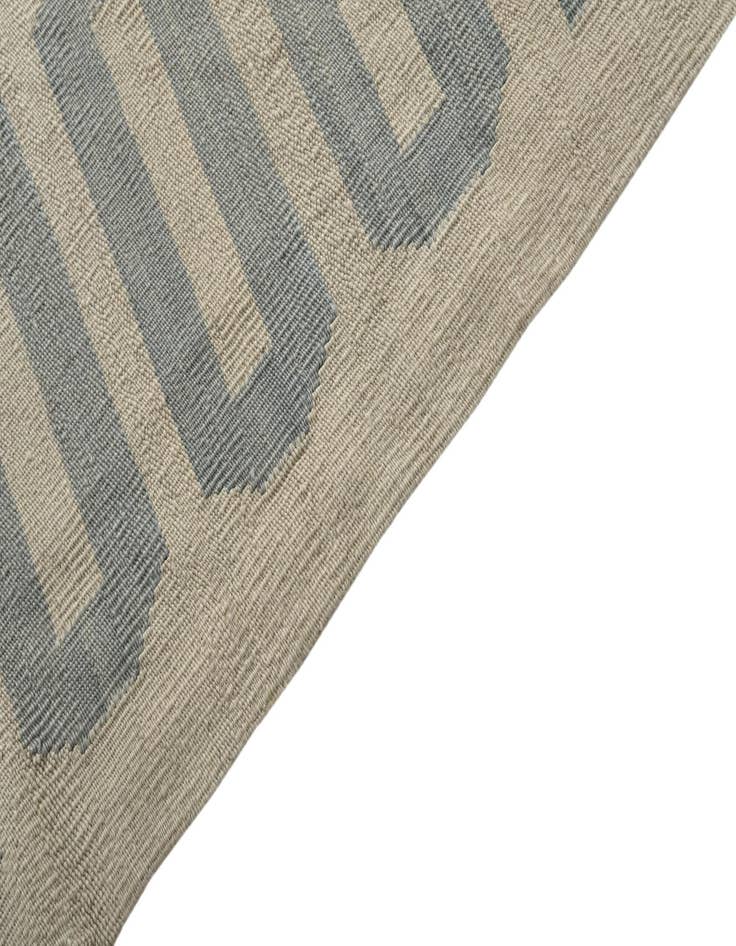 Detail image of 5' x 6' 6  Hand Woven Kilim Modern Wool Rug