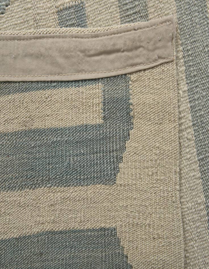 Detail image of 5' x 6' 6  Hand Woven Kilim Modern Wool Rug