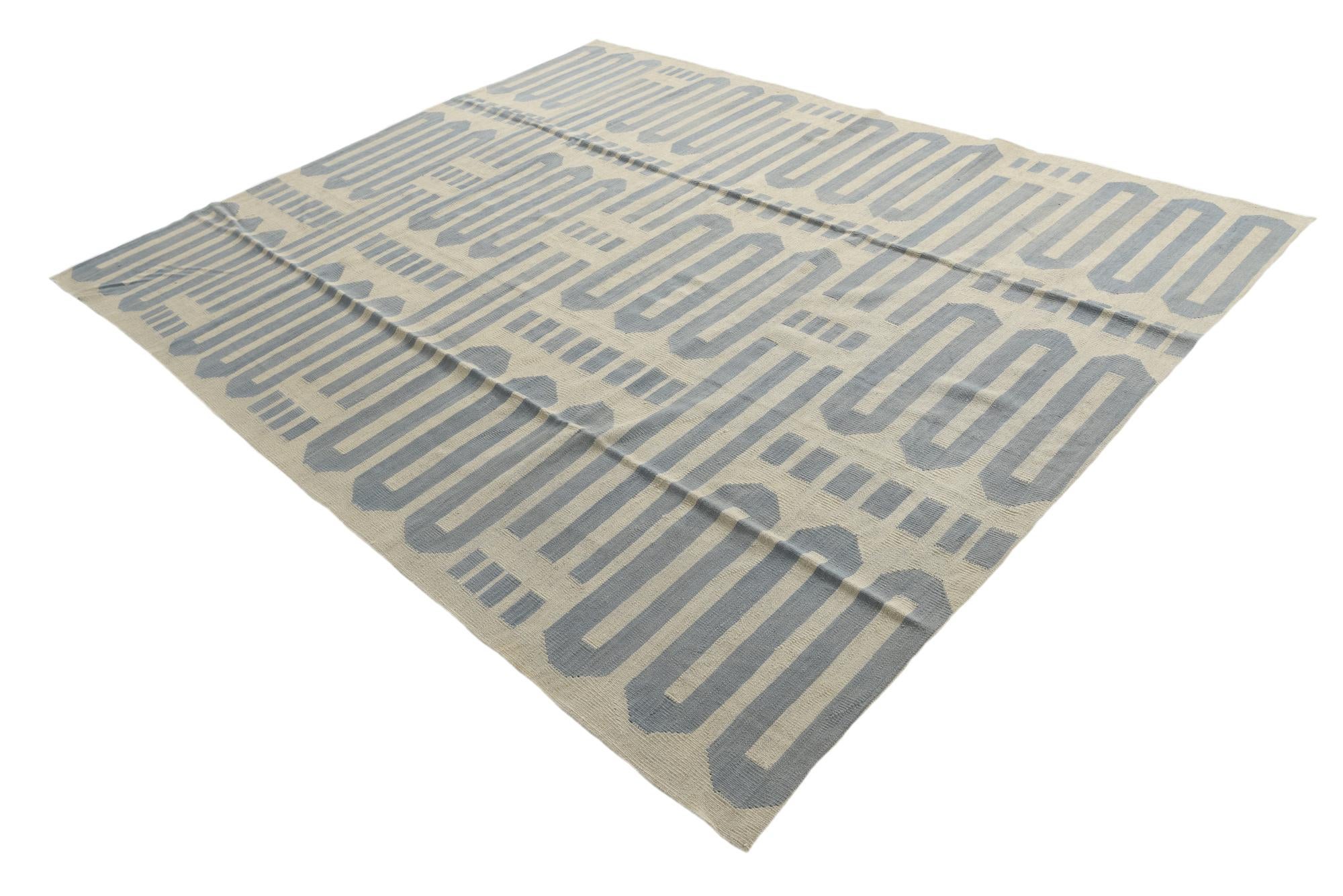 8' 2 x 10' Hand Woven Kilim Modern Wool Rug