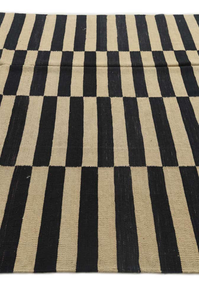 5' 9 x 7' 9 Hand Woven Kilim Modern Wool Rug