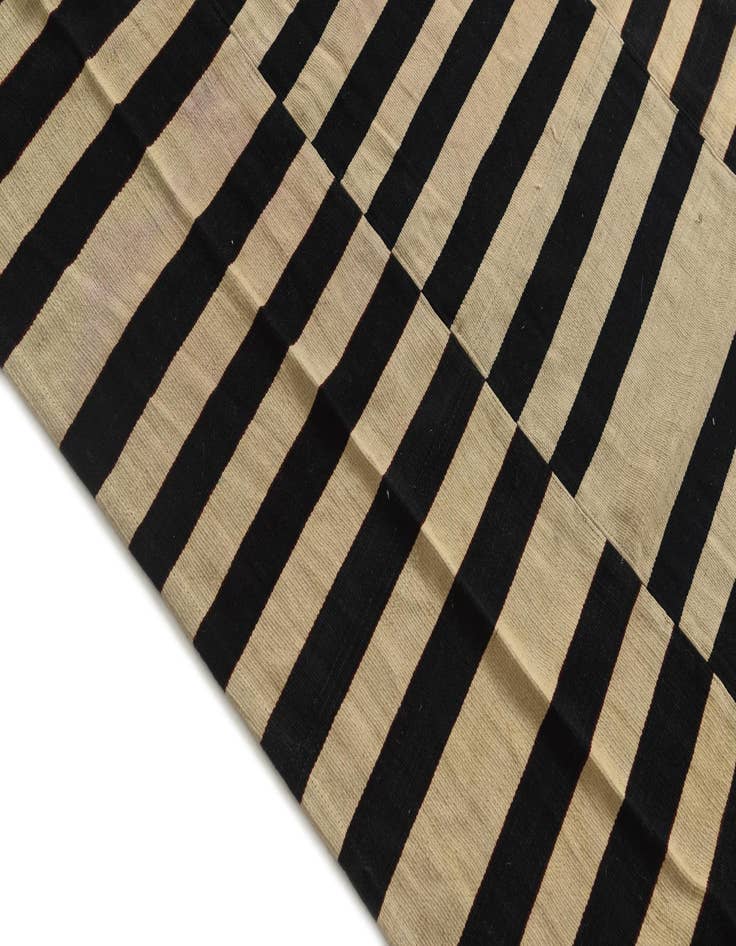 Detail image of 7' 3 x 10' 2  Hand Woven Kilim Modern Wool Rug