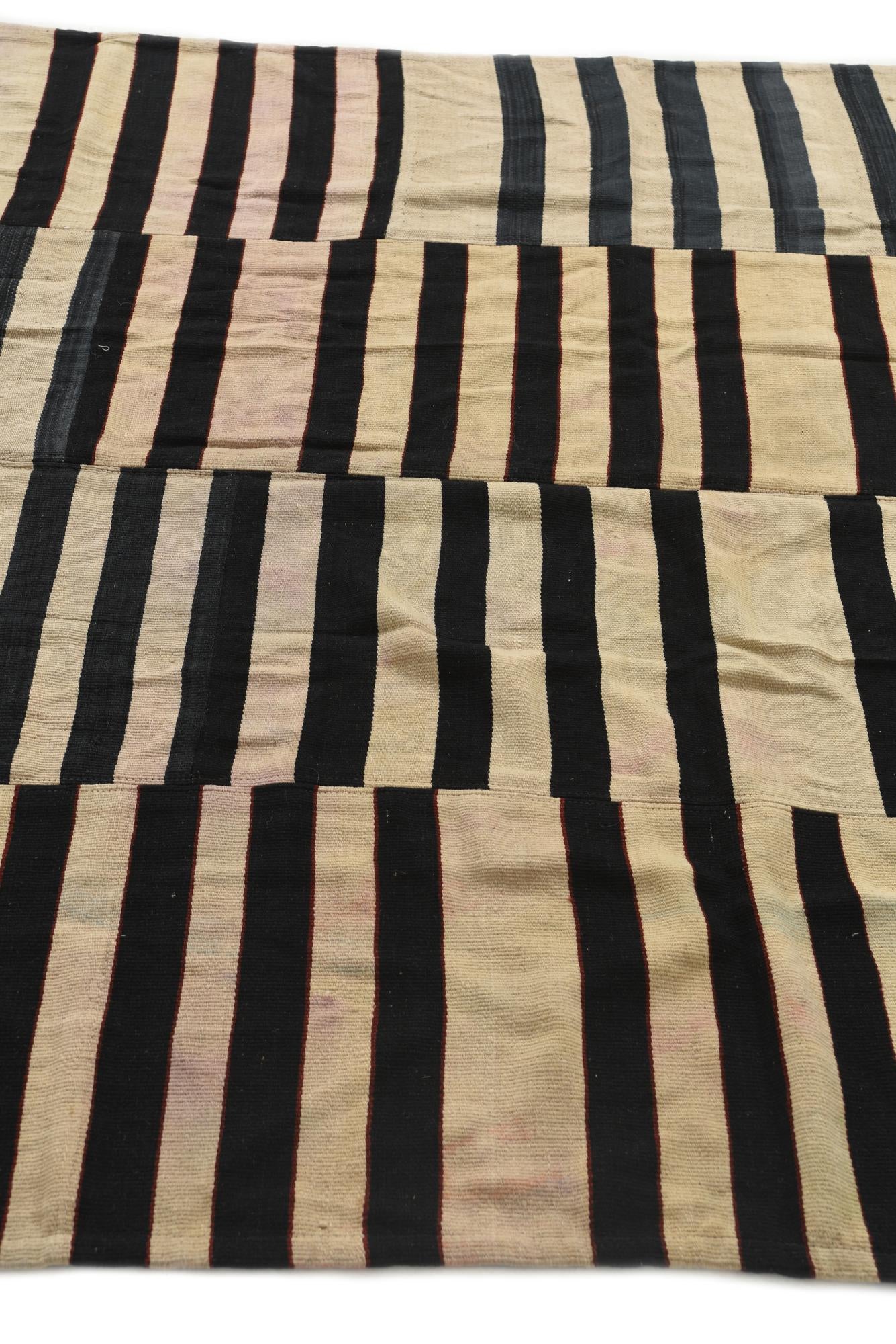 5' 6 x 7' 10 Hand Woven Kilim Modern Wool Rug