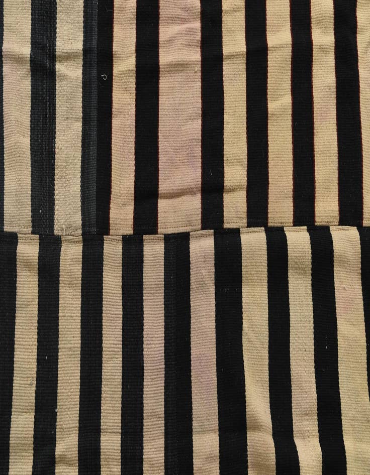 Detail image of 5' 6 x 7' 10  Hand Woven Kilim Modern Wool Rug