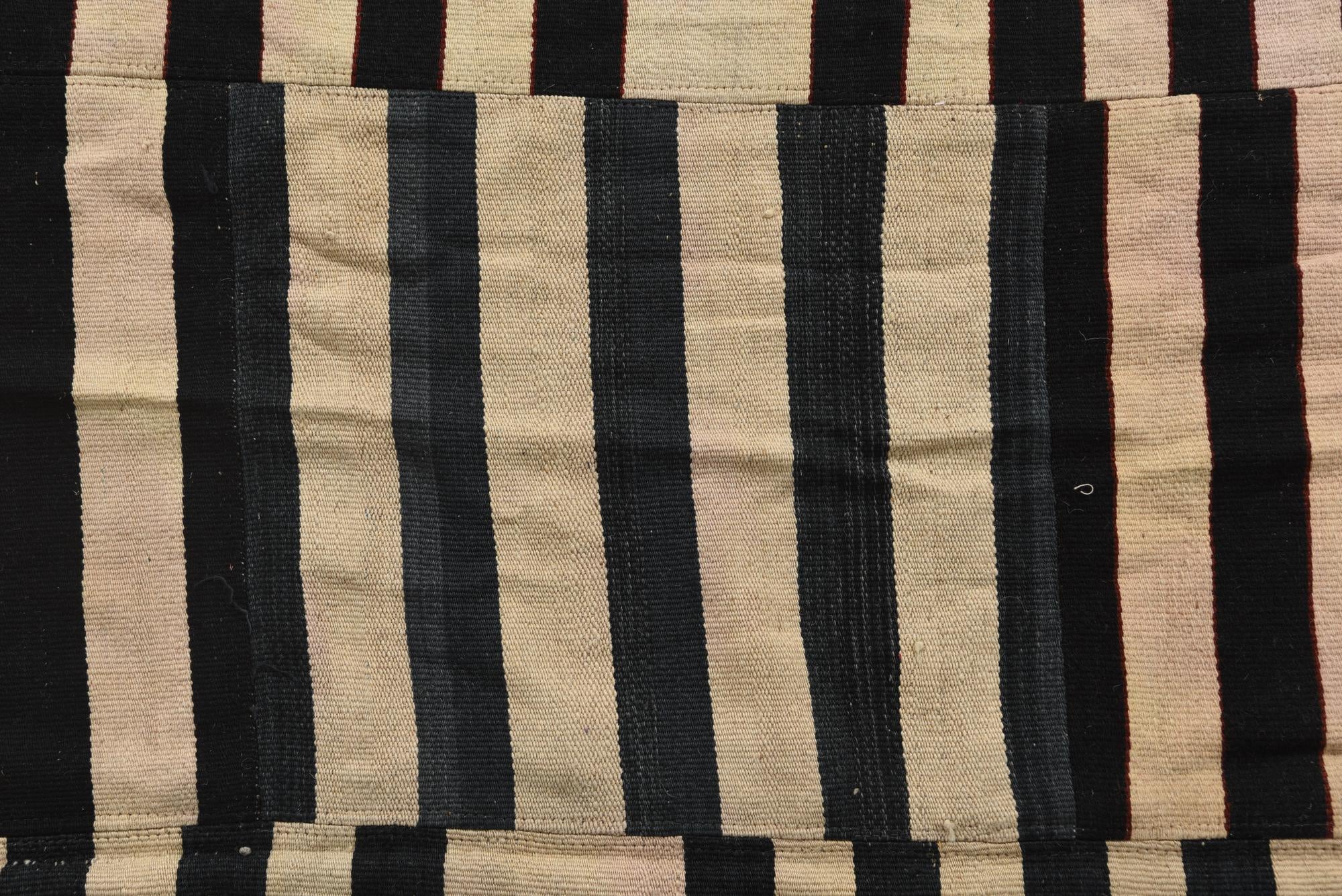 5' 6 x 7' 10 Hand Woven Kilim Modern Wool Rug