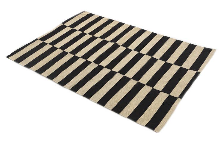 Detail image of 3' 4 x 4' 8 Hand Woven Kilim Modern Wool Rug