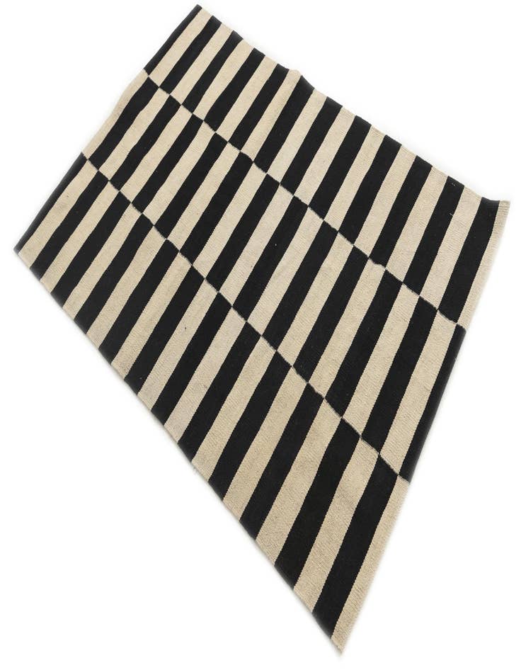 Detail image of 3' 3 x 4' 9  Hand Woven Kilim Modern Wool Rug