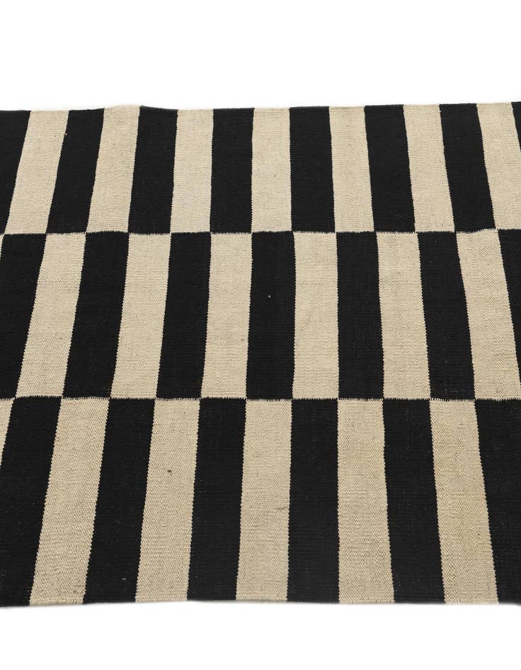 Detail image of 3' 3 x 4' 9  Hand Woven Kilim Modern Wool Rug