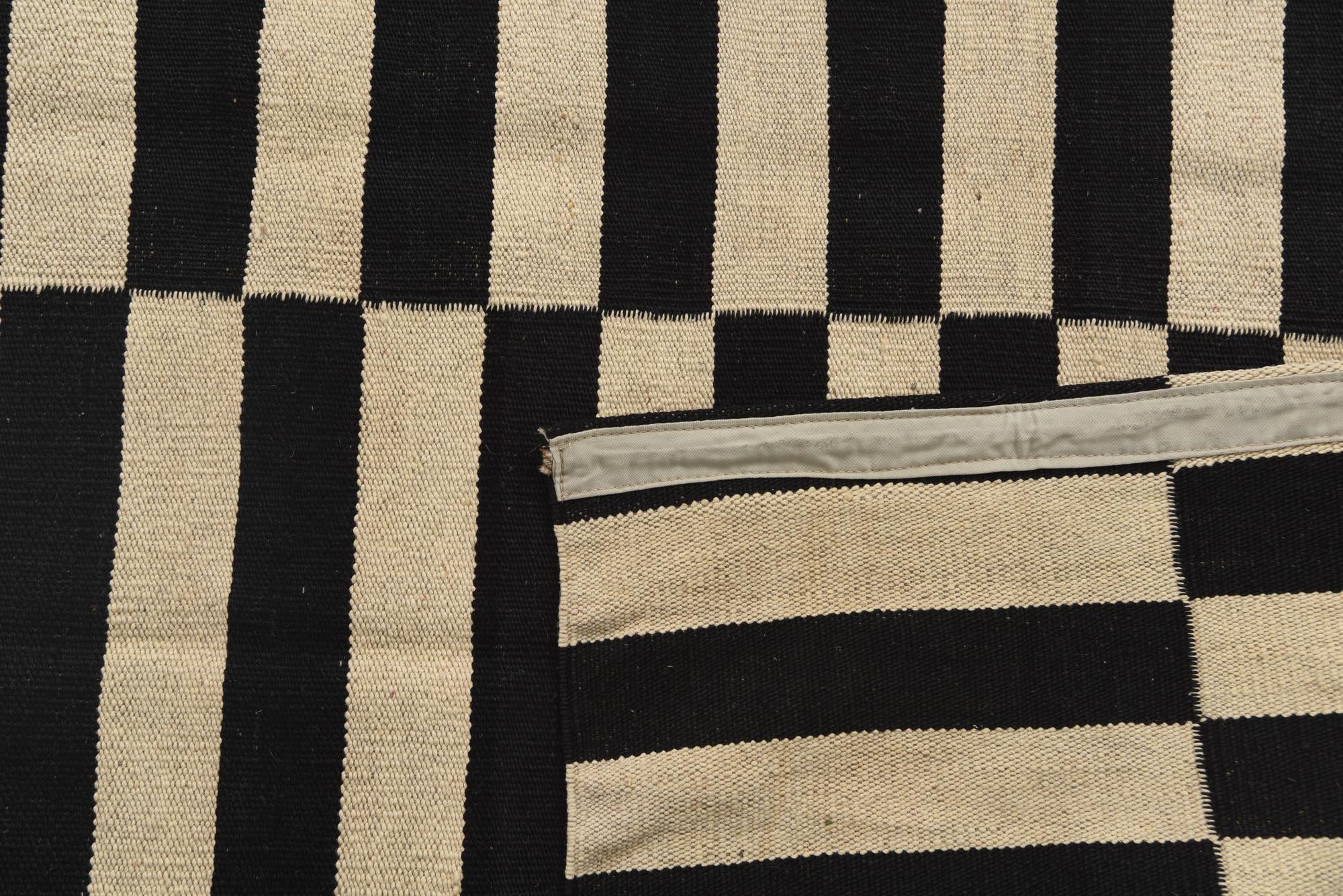 3' 4 x 4' 9 Hand Woven Kilim Modern Wool Rug
