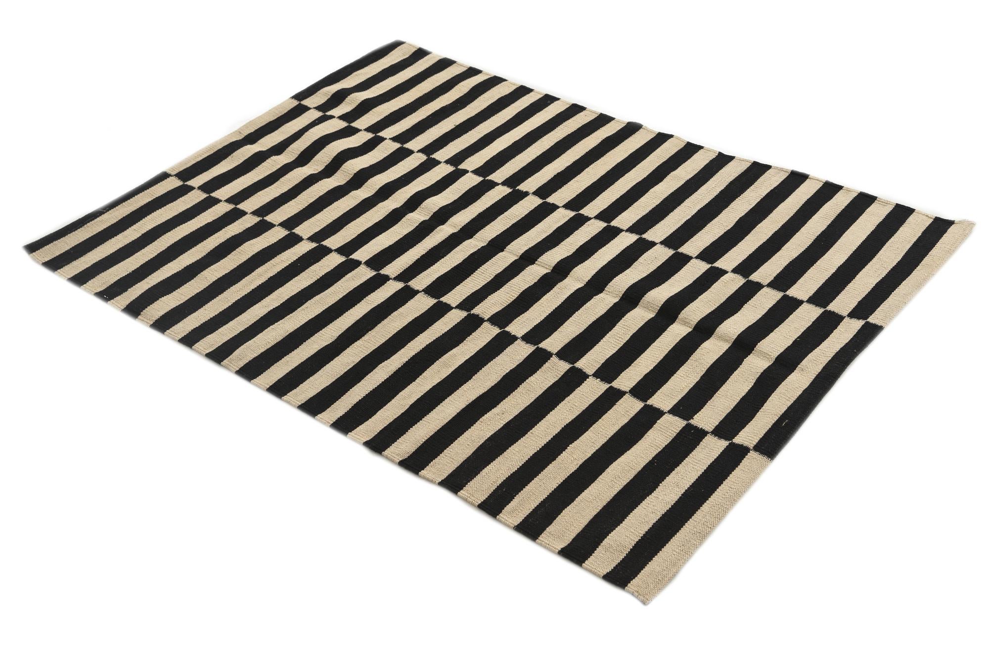 3' 6 x 4' 8 Hand Woven Kilim Modern Wool Rug