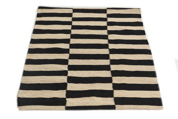2' 9 x 3' 10 Hand Woven Kilim Modern Wool Rug
