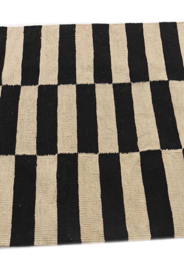 Detail image of 2' 9 x 3' 10 Hand Woven Kilim Modern Wool Rug