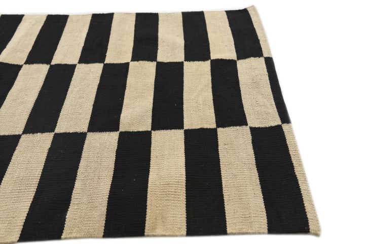 2' 7 x 3' 9 Hand Woven Kilim Modern Wool Rug