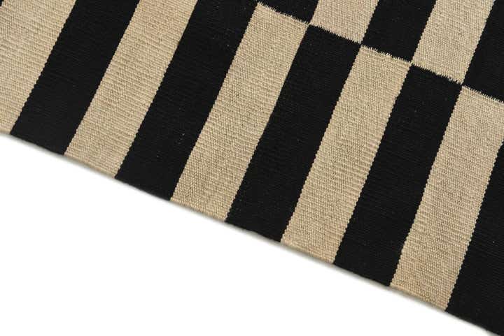 2' 7 x 3' 9 Hand Woven Kilim Modern Wool Rug