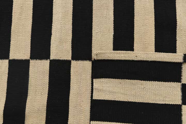 2' 7 x 3' 9 Hand Woven Kilim Modern Wool Rug