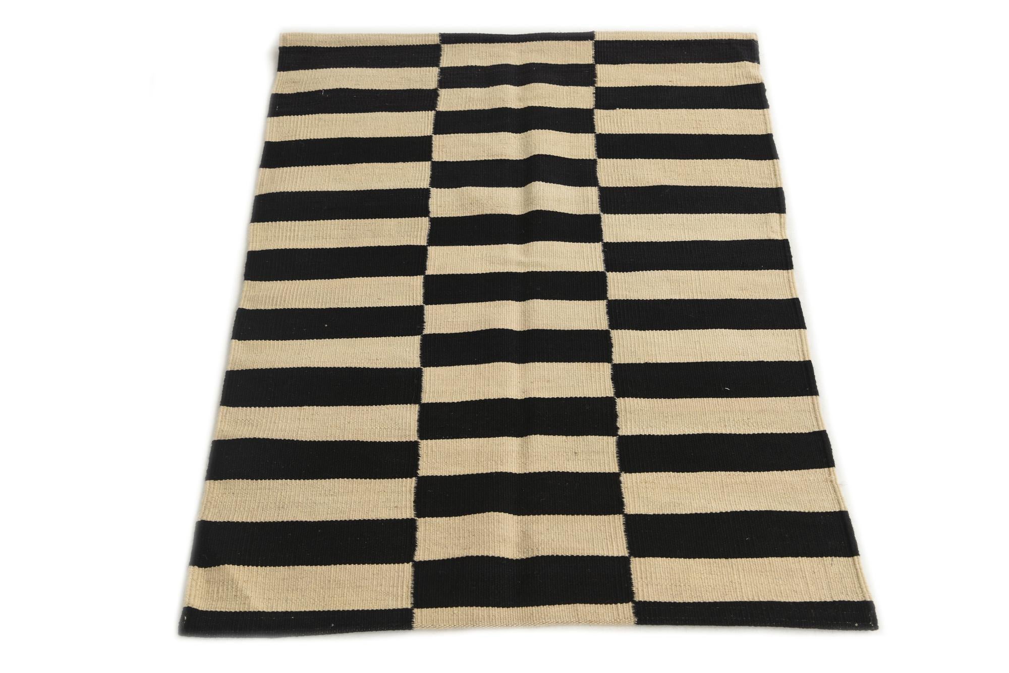 2' 8 x 3' 9 Hand Woven Kilim Modern Wool Rug
