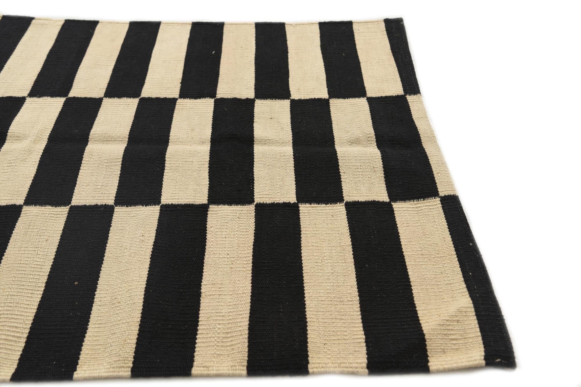 2' 8 x 3' 9 Hand Woven Kilim Modern Wool Rug