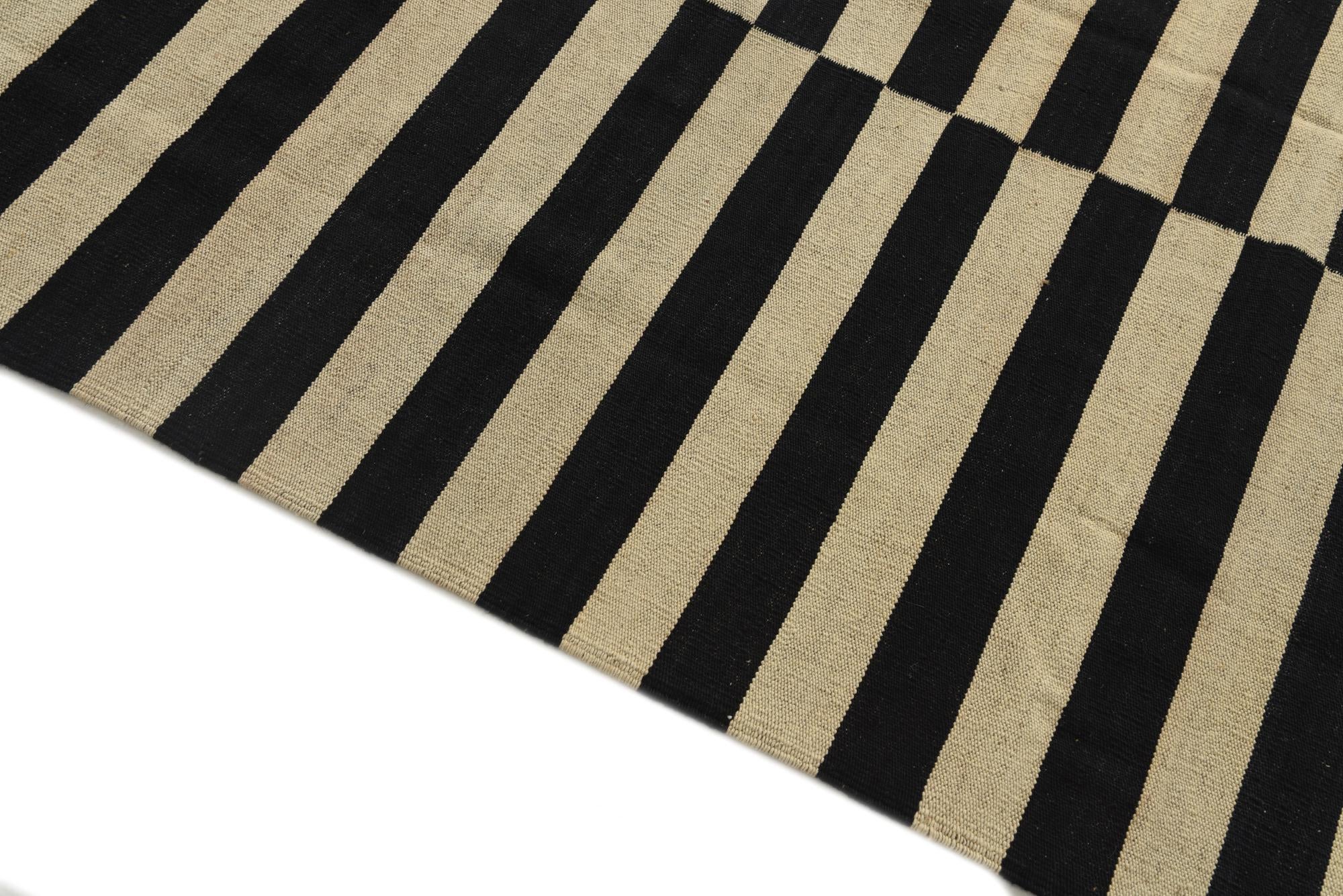 8' 7 x 11' 3 Hand Woven Kilim Modern Wool Rug