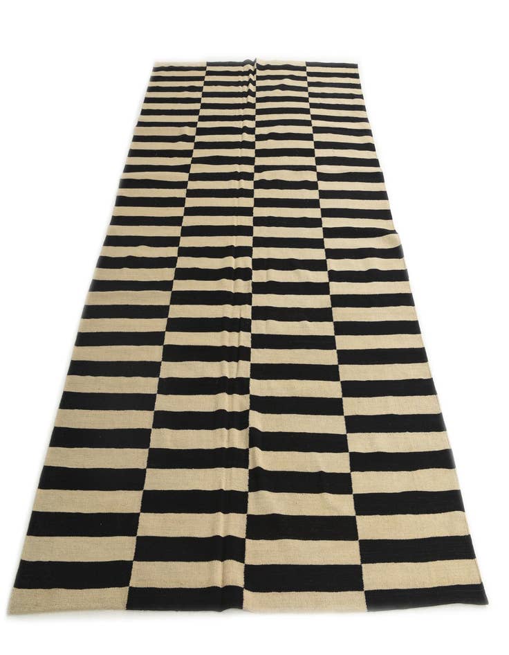 Detail image of 6' 8 x 9' 10  Hand Woven Kilim Modern Wool Rug