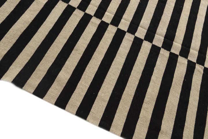 8' 7 x 9' 7 Hand Woven Kilim Modern Wool Rug