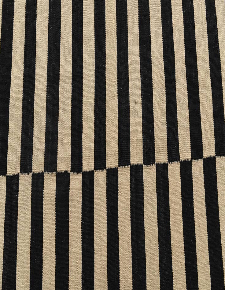 Detail image of 8' 9 x 9' 8 Hand Woven Kilim Modern Wool Rug