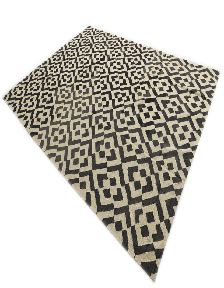 Detail image of 8' 6 x 11' 4  Hand Woven Kilim Modern Wool Rug