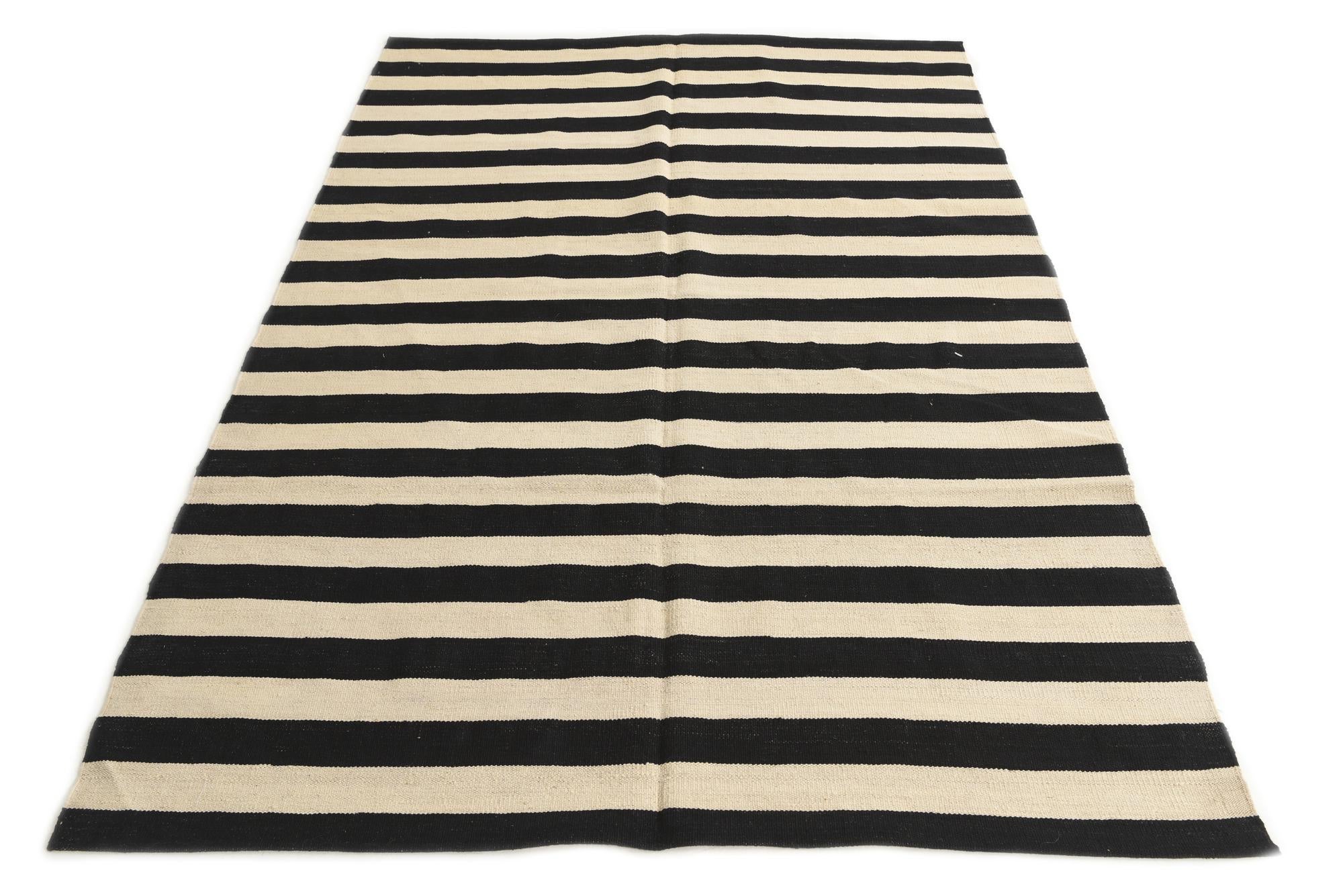 5' 6 x 8' Hand Woven Kilim Modern Wool Rug