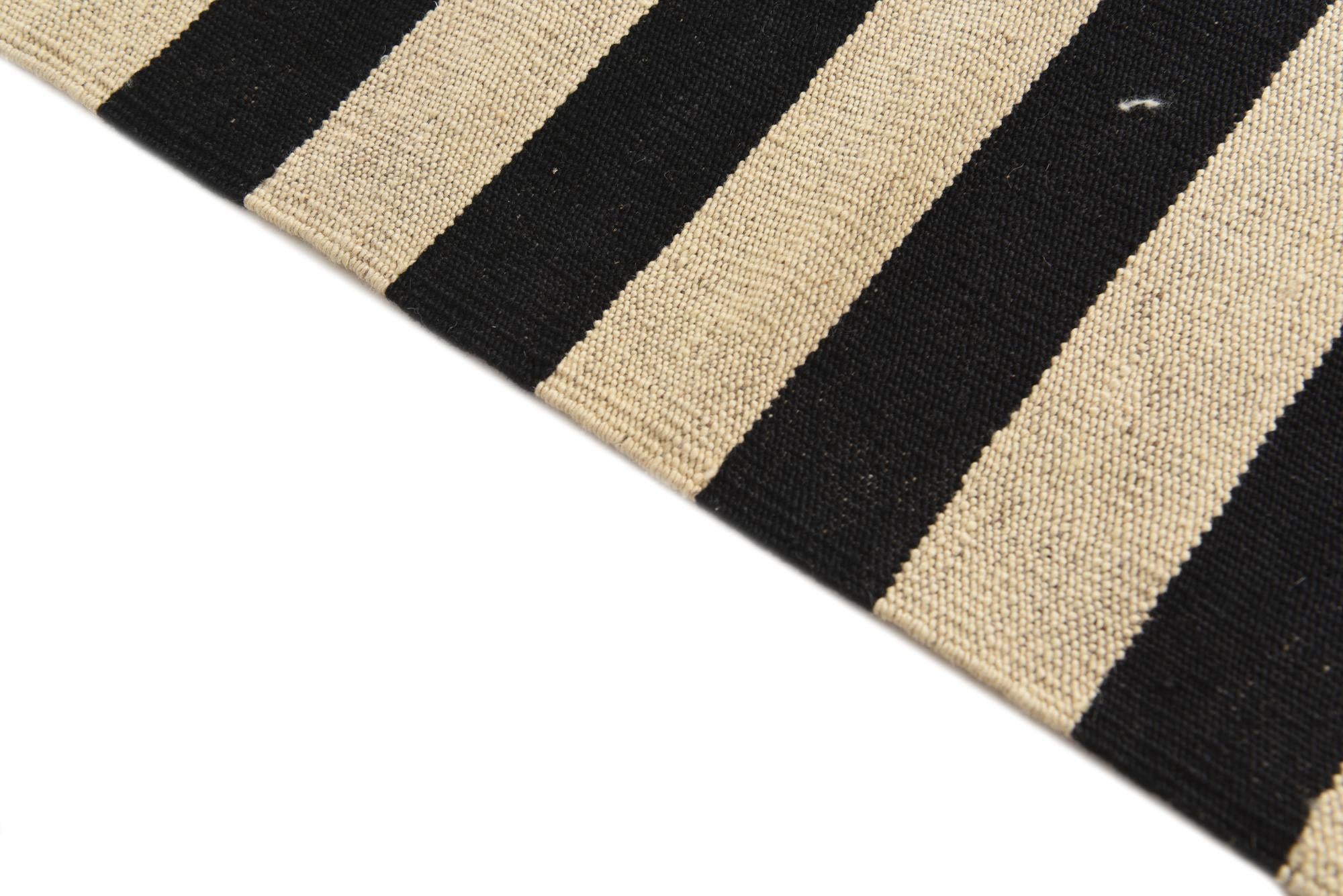 3' 4 x 4' 9 Hand Woven Kilim Modern Wool Rug