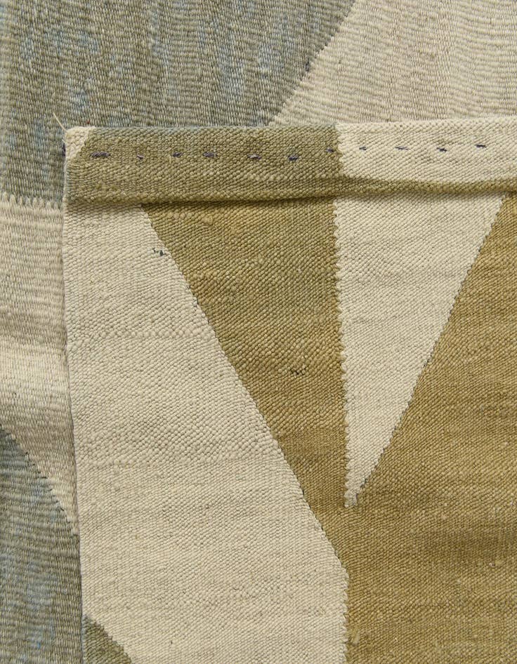 Detail image of 8' 6 x 9' 6  Hand Woven Kilim Modern Wool Rug