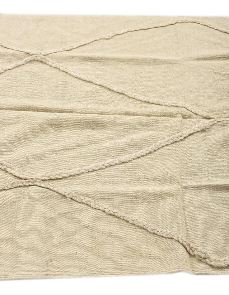 Detail image of 3' 3 x 4' 9  Hand Woven Kilim Modern Wool Rug