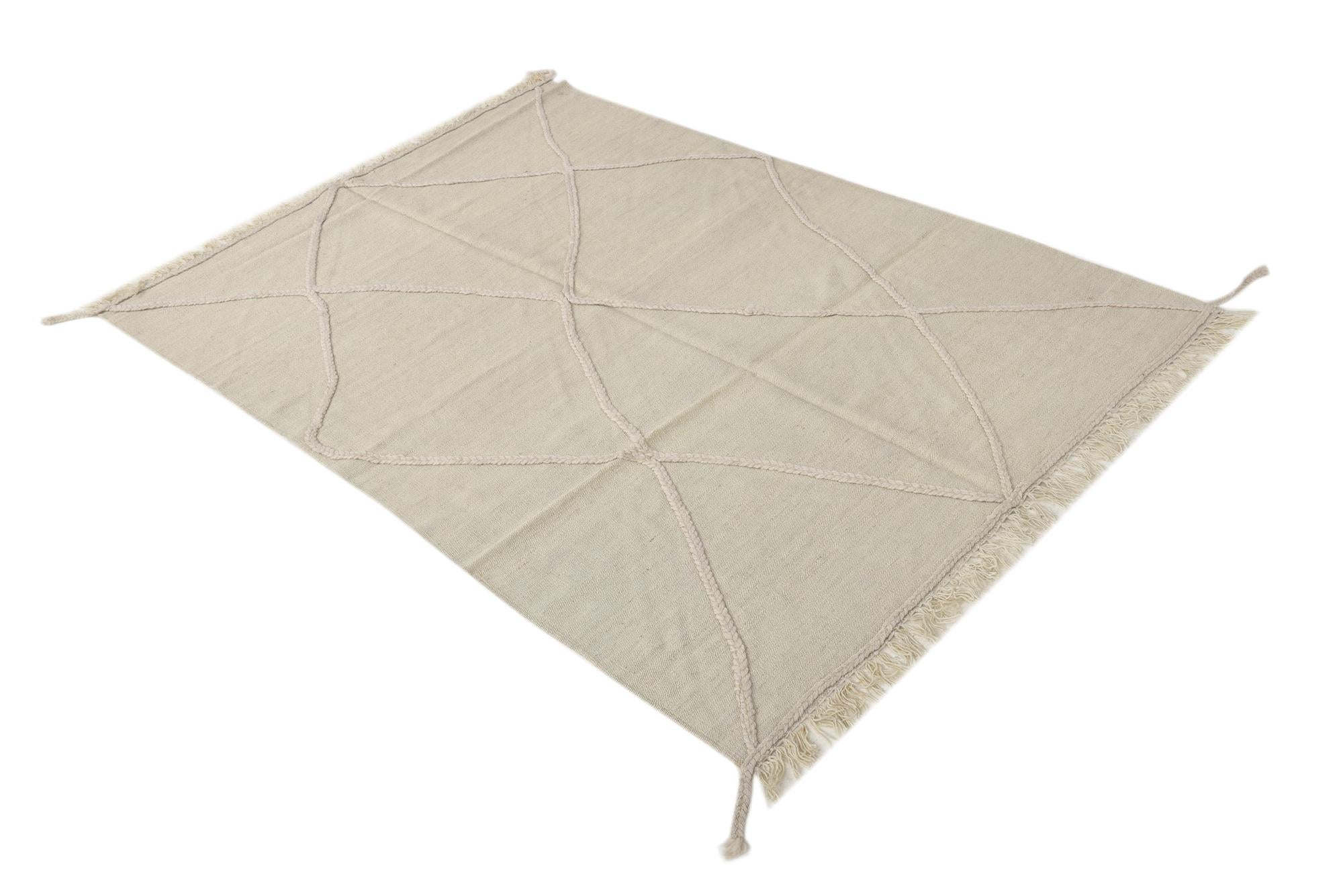 4' 1 x 6' Hand Woven Kilim Modern Wool Rug
